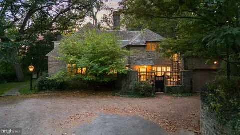 $1,895,000 | 452 West Chestnut Hill Avenue, Philadelphia, PA 19118