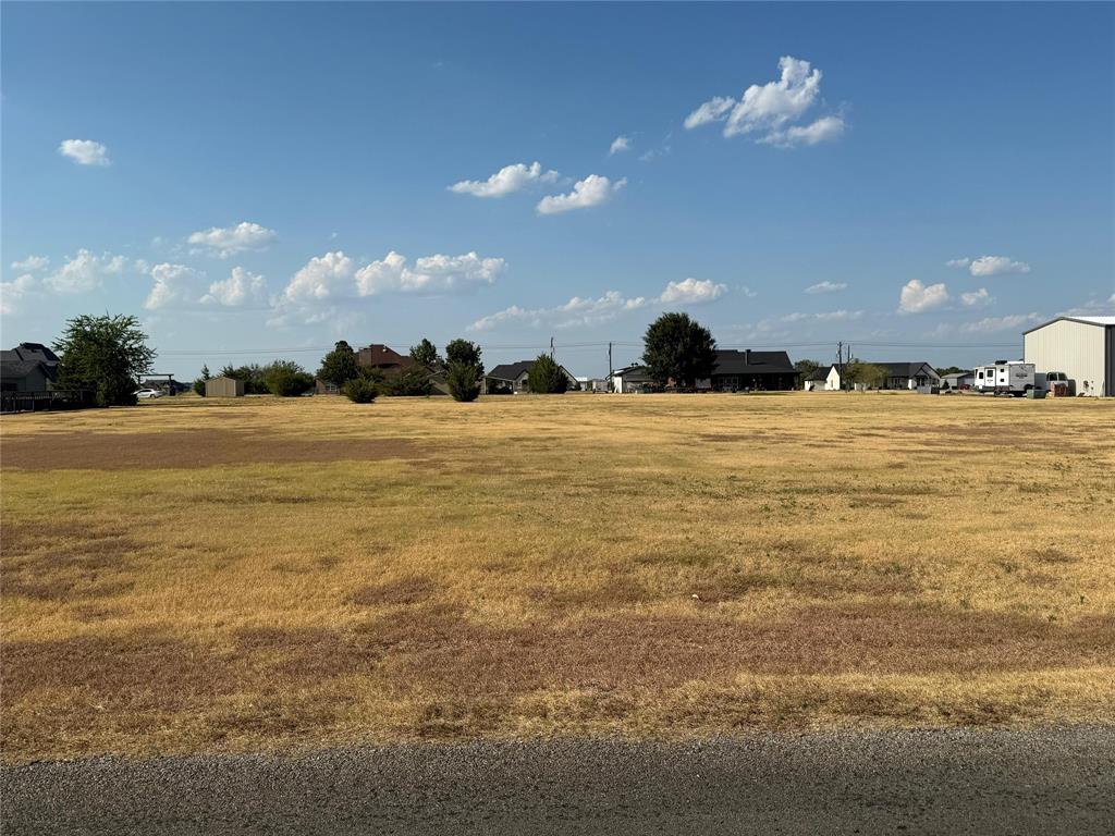 123 Rene Lane Gunter, TX 75058 - Photo 4 of 6 Gallery Image 4