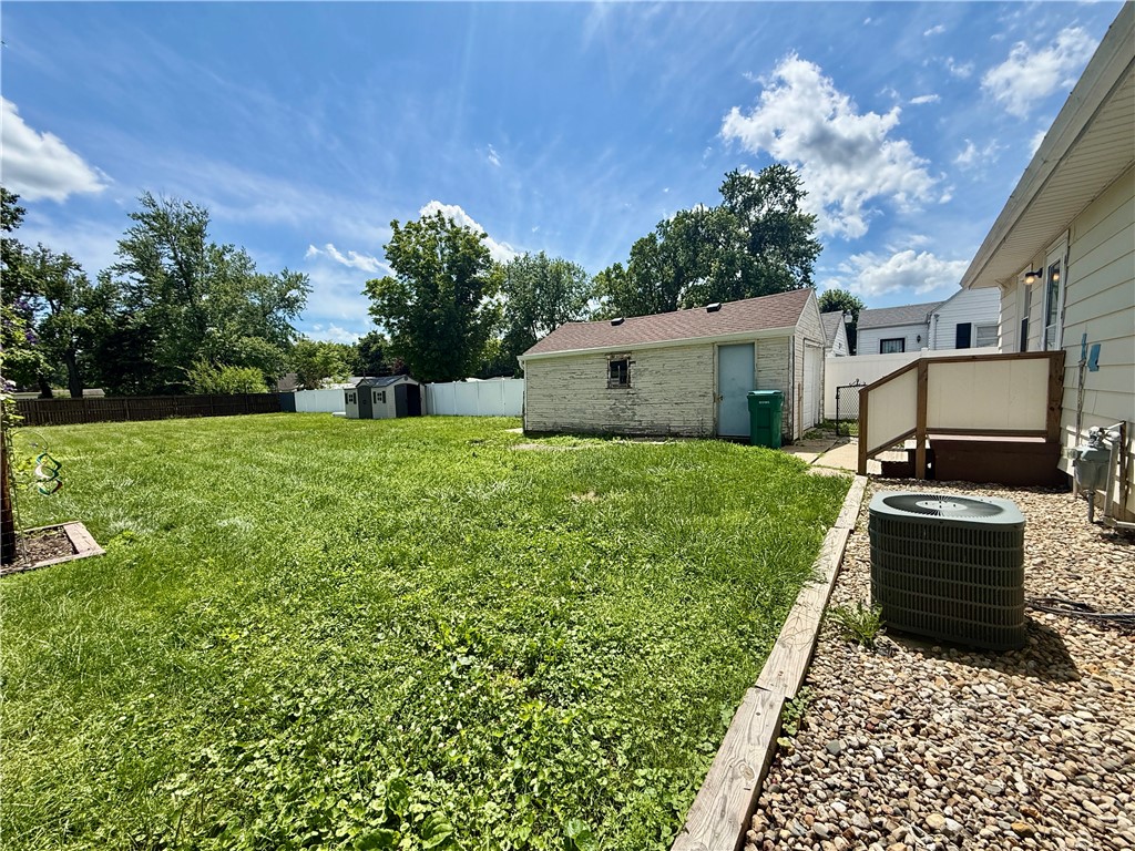 1315 West Division Street Decatur, IL 62526 - Photo 11 of 13 Gallery Image 11