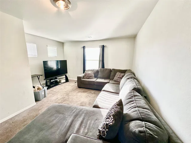 $252,500 | 6542 Castle Loch Court, Houston, TX 77048