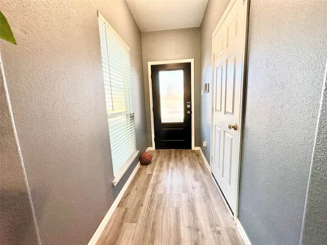 $252,500 | 6542 Castle Loch Court, Houston, TX 77048