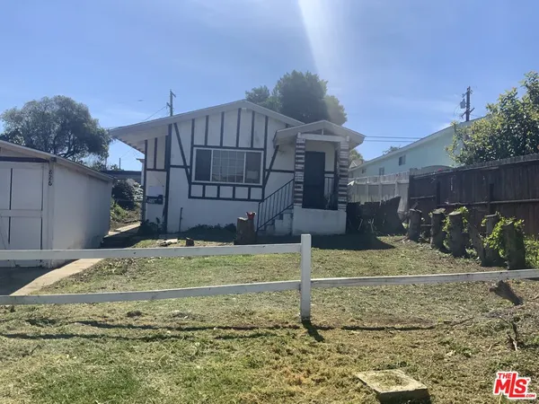 $790,500 | 826 East 65th Street, Inglewood, CA 90302