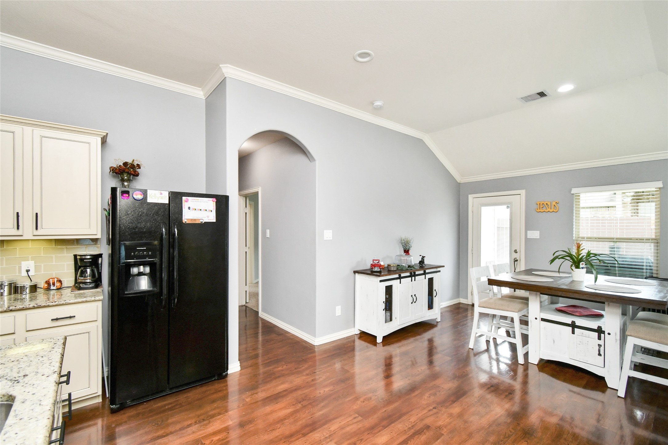 652 Maple Point Drive East Conroe, TX 77301 - Photo 13 of 35