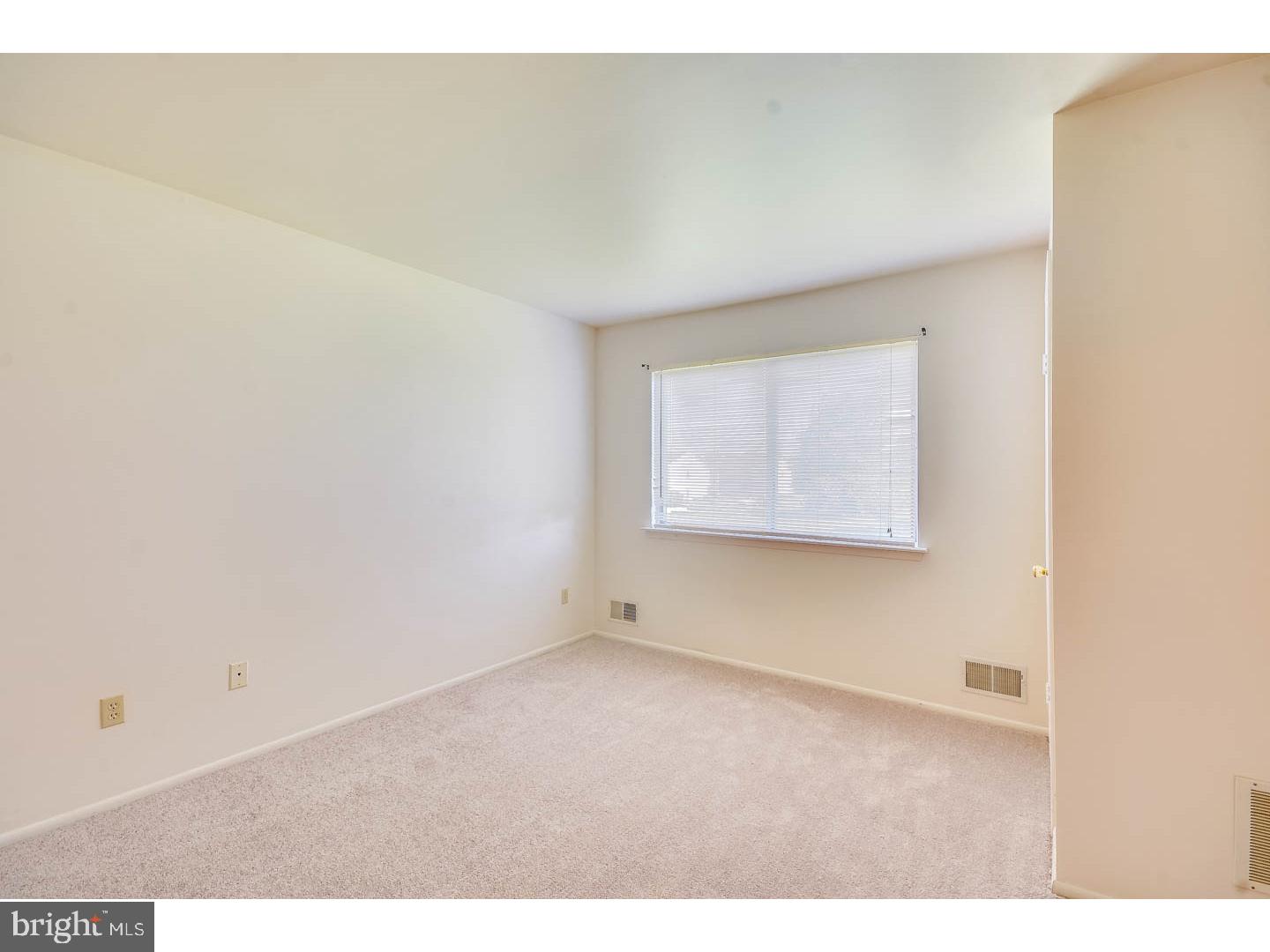 708 Woodchip Road Lumberton, NJ 08048 - Photo 2 of 19