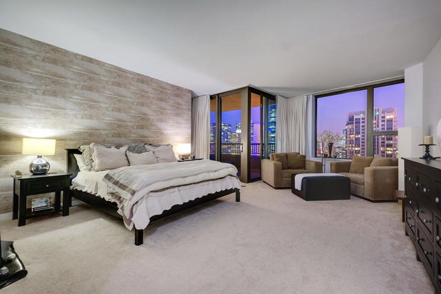 501 North Clinton Street, Unit 3203 Chicago, IL 60654 - Photo 20 of 35