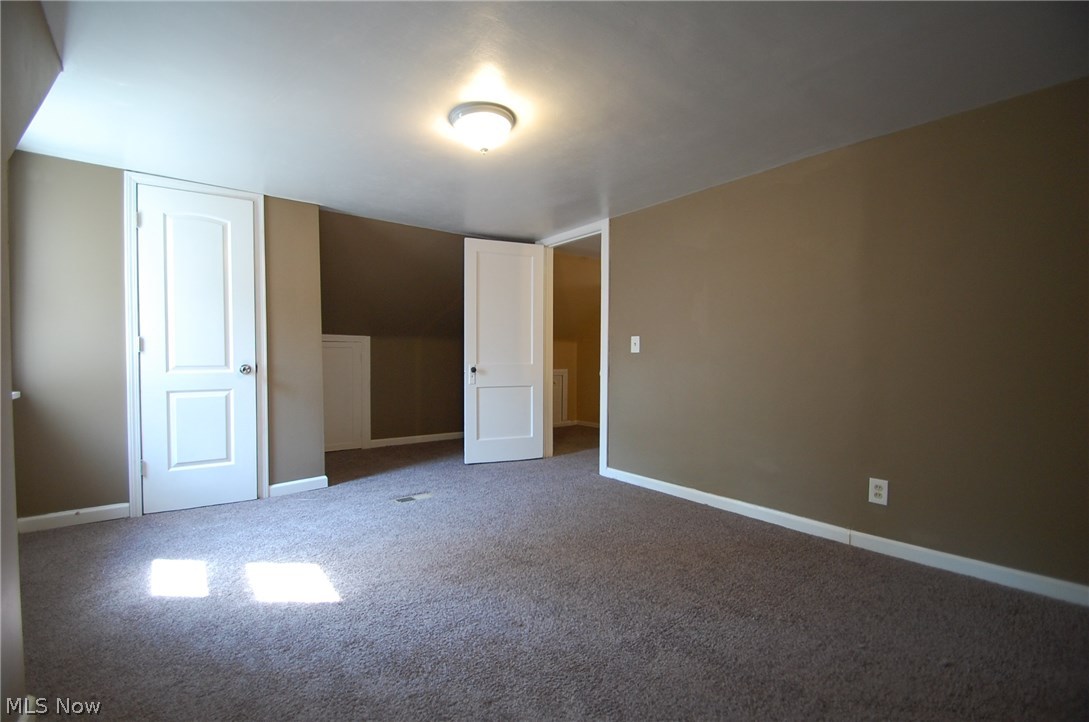 805 South Green Road Cleveland, OH 44121 - Photo 13 of 17