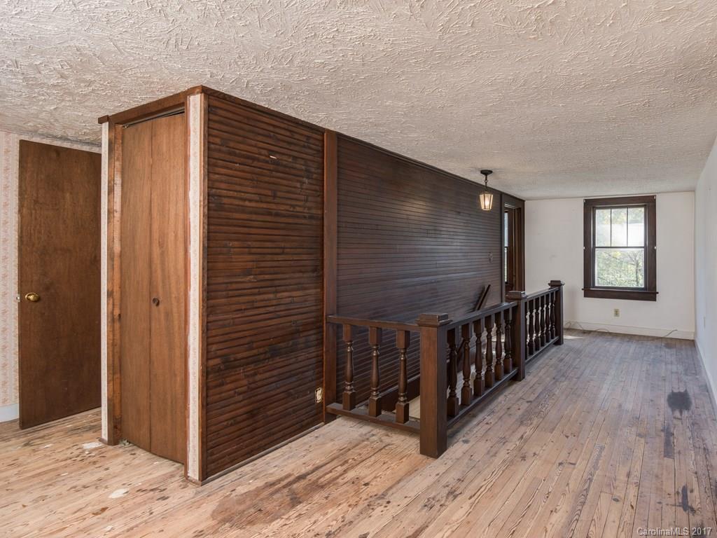 598 Morgan Hill Road Fairview, NC 28730 - Photo 17 of 24 Gallery Image 17