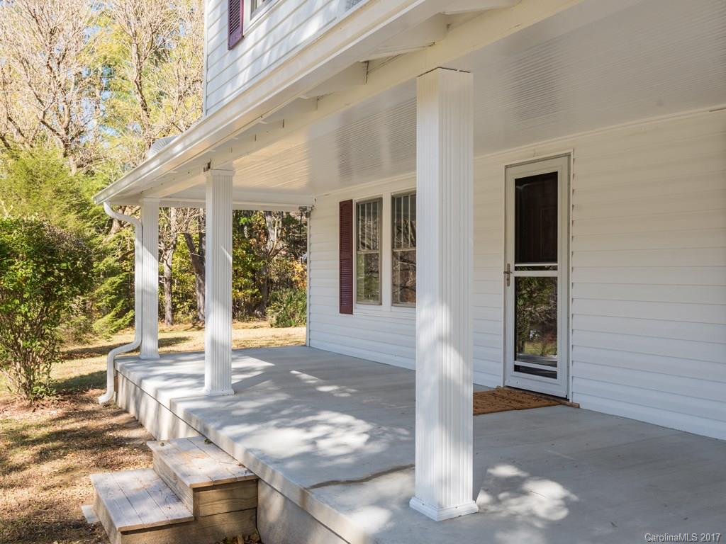 598 Morgan Hill Road Fairview, NC 28730 - Photo 6 of 24 Gallery Image 6