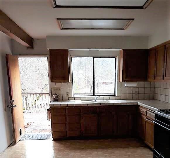 301 Goose Ranch Road Lewiston, CA 96052 - Photo 10 of 33 132397747_10219902924097287_230520439386