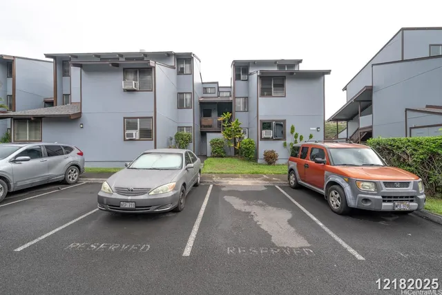 $2,700 | 98-448 Kilinoe Street, Unit 907, Aiea, HI 96701