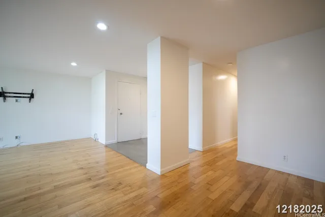 $2,700 | 98-448 Kilinoe Street, Unit 907, Aiea, HI 96701