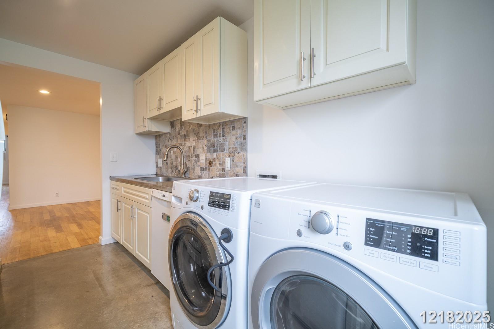 98-448 Kilinoe Street, Unit 907 Aiea, HI 96701 - Photo 17 of 25