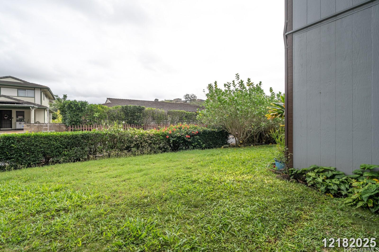 98-448 Kilinoe Street, Unit 907 Aiea, HI 96701 - Photo 7 of 25