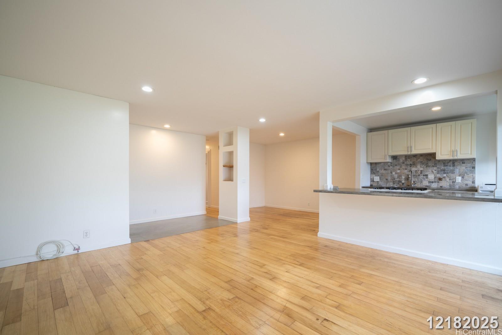 98-448 Kilinoe Street, Unit 907 Aiea, HI 96701 - Photo 9 of 25