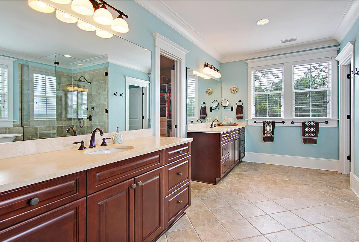 2525 Ballast Point Mount Pleasant, SC 29466 - Photo 26 of 95 2525 Ballast Pt master ba entry