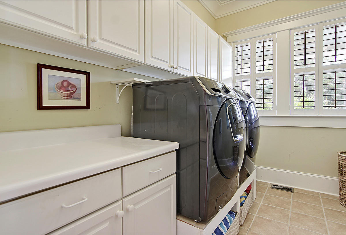 2525 Ballast Point Mount Pleasant, SC 29466 - Photo 36 of 95 2525 Ballast Pt laundry room