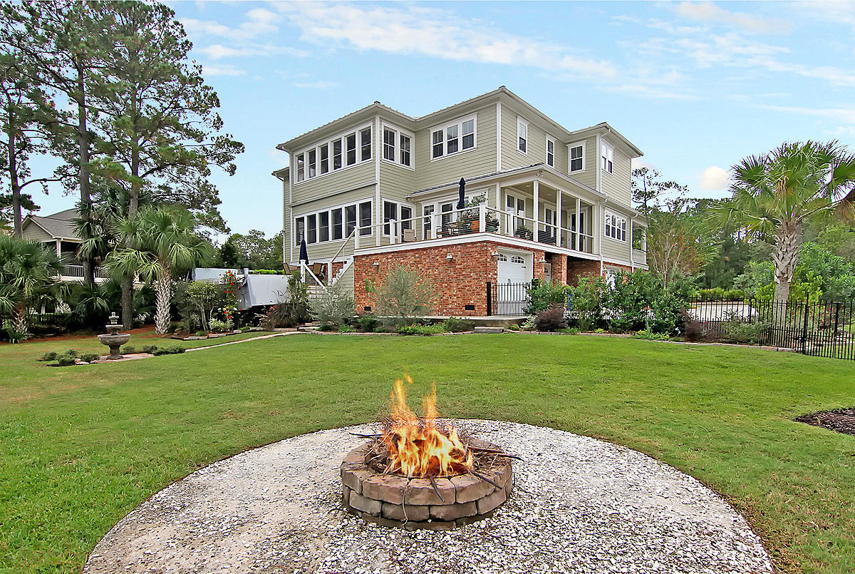 2525 Ballast Point Mount Pleasant, SC 29466 - Photo 57 of 95 2525 Ballast Pt firepit toward home