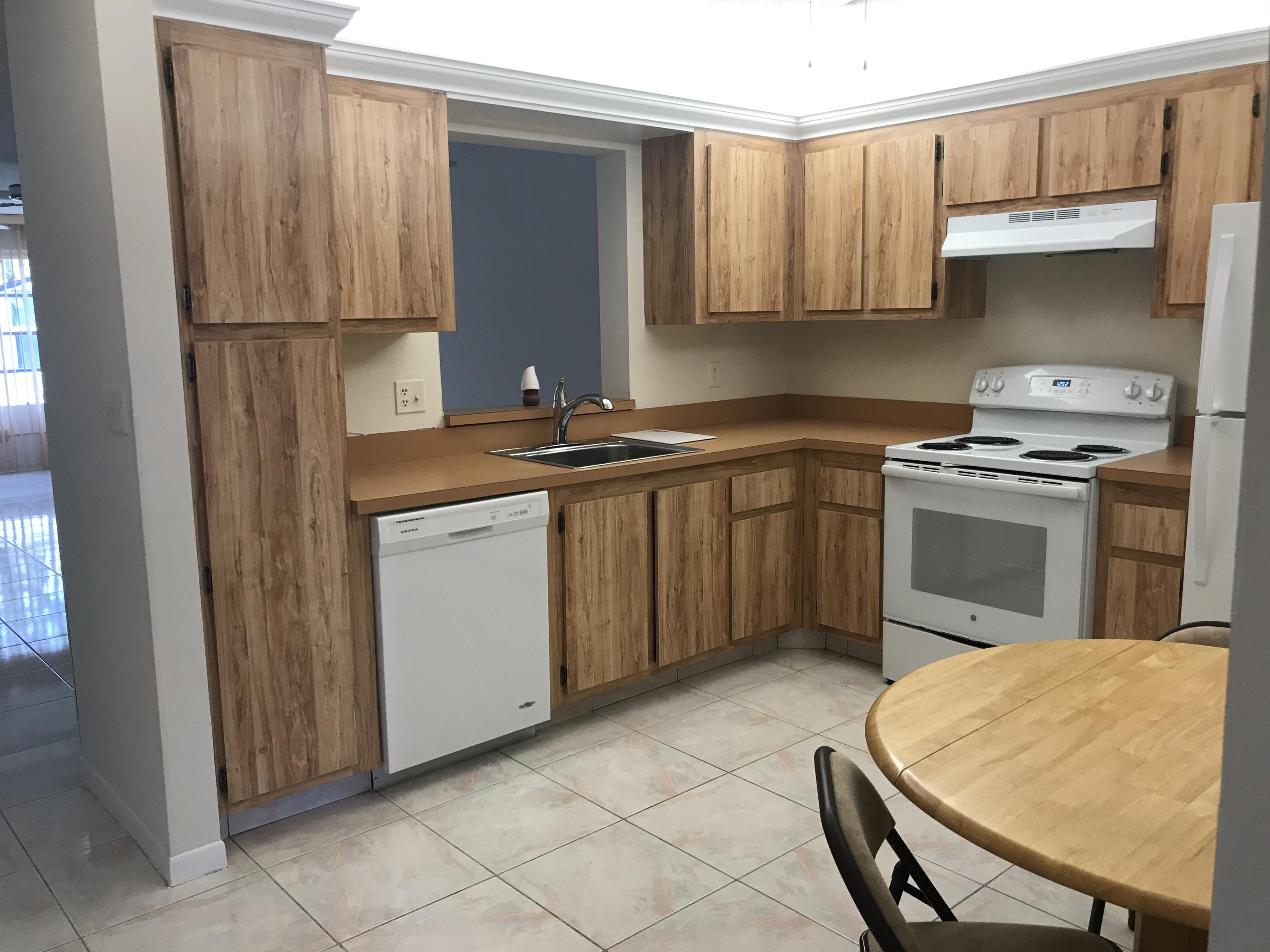 18711 Garbo Terrace, Unit 6 Boca Raton, FL 33496 - Photo 2 of 29 KITCHEN