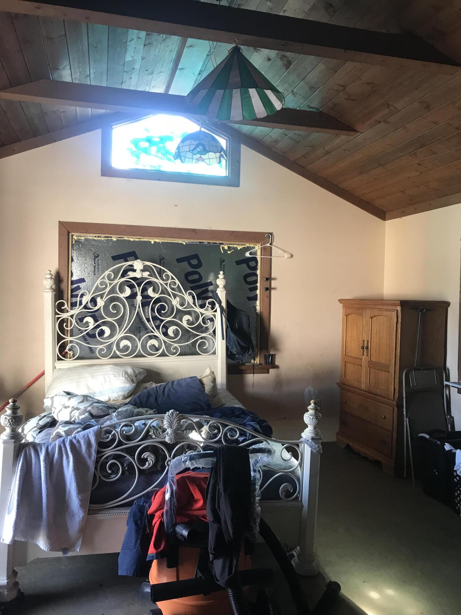 550 Seagrape Road Lake Worth, FL 33462 - Photo 3 of 8 302E4F09-4932-4AAD-B24C-BBE91EA443B5