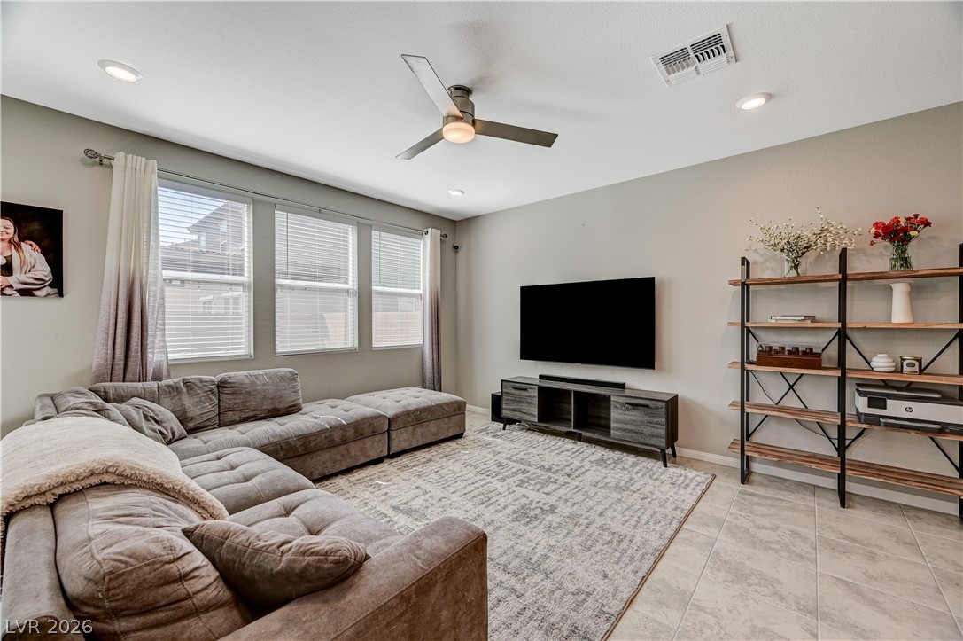 10621 Adobe Rnch Street Las Vegas, NV 89141 - Photo 8 of 61