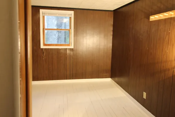 $215,000 | 3330 115th Avenue, Allegan, MI 49010