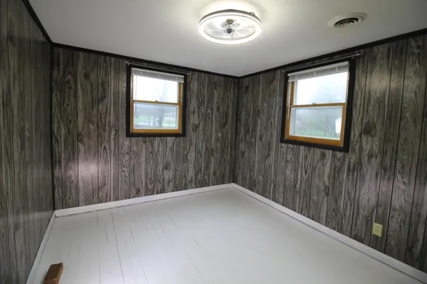 $215,000 | 3330 115th Avenue, Allegan, MI 49010