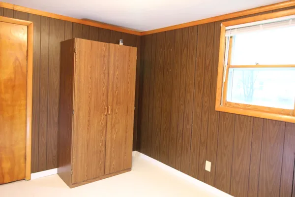 $215,000 | 3330 115th Avenue, Allegan, MI 49010