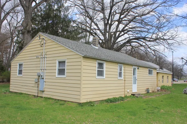 $215,000 | 3330 115th Avenue, Allegan, MI 49010