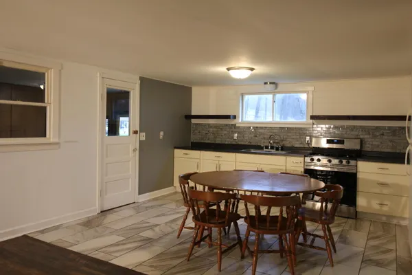 $215,000 | 3330 115th Avenue, Allegan, MI 49010