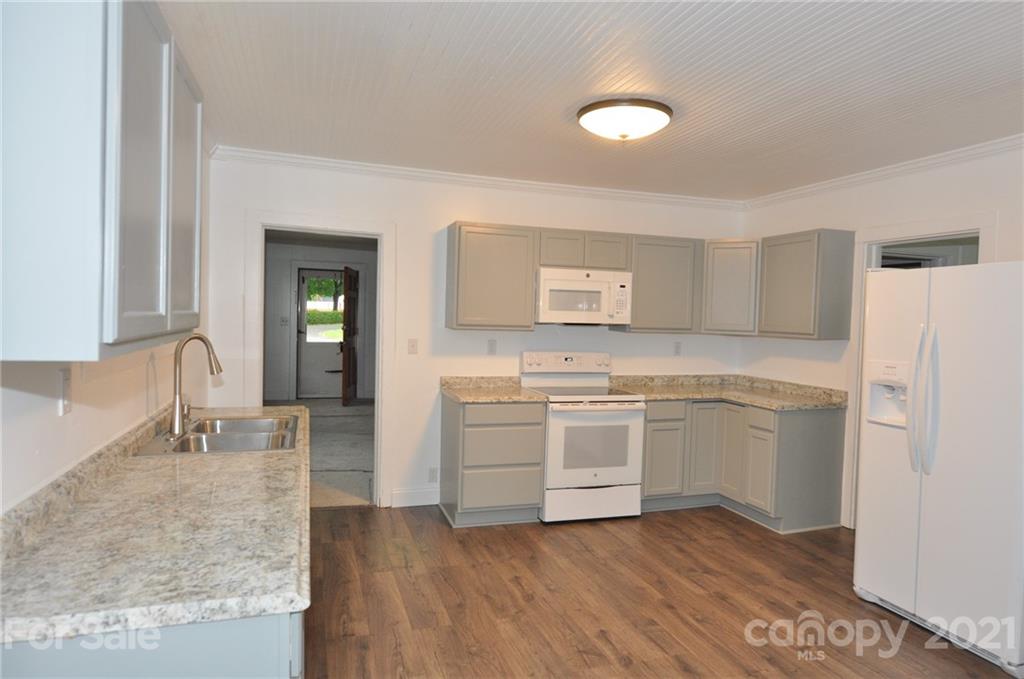 619 Still Street Chester, SC 29706 - Photo 2 of 16 Gallery Image 2