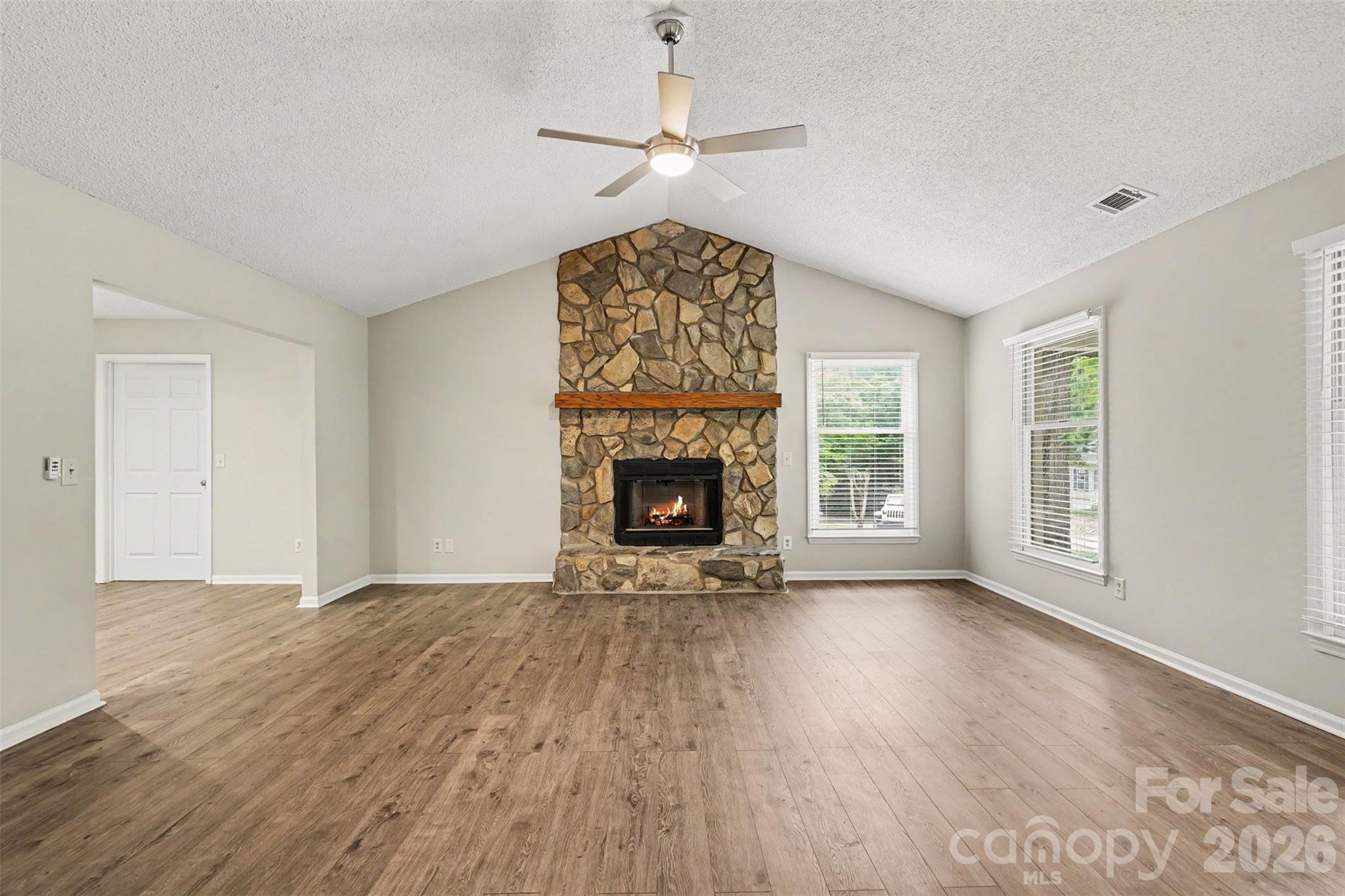 9060 Tulagi Court Tega Cay, SC 29708 - Photo 6 of 29