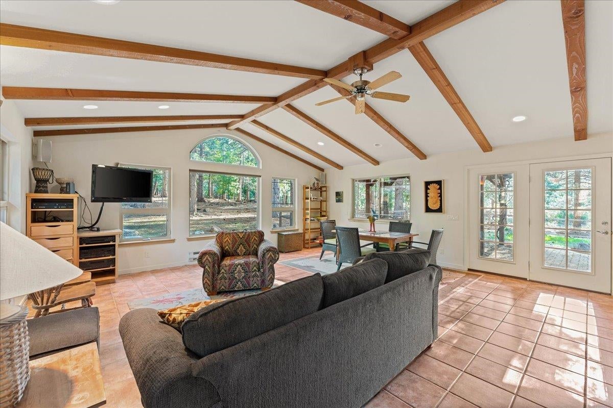 4215 Columbine Road Weed, CA 96094 - Photo 31 of 37 Gallery Image 31