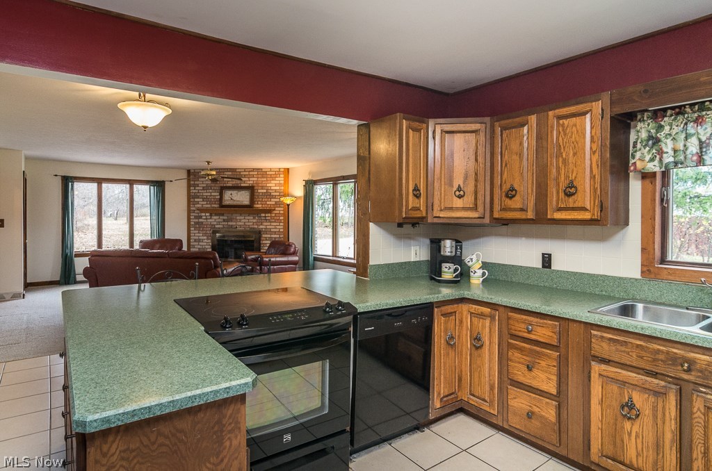 16070 Whitney Road Strongsville, OH 44136 - Photo 6 of 25 Gallery Image 6