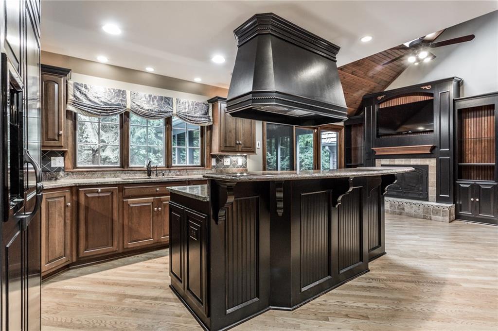 7710 Sargent Road Indianapolis, IN 46256 - Photo 14 of 60 Gallery Image 14