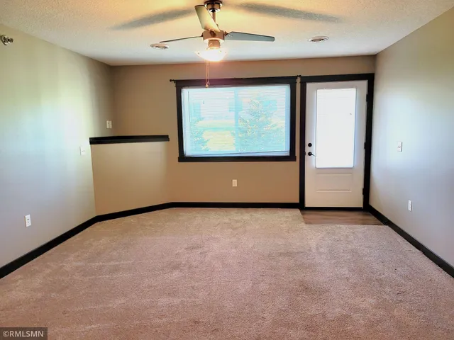 $1,350 | 1929 Cypress Court, Unit 3, Menomonie, WI 54751