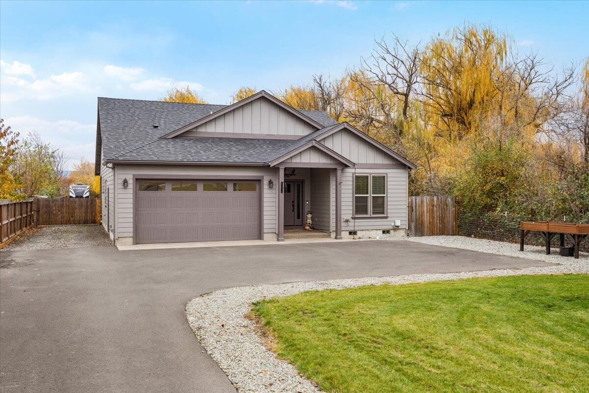 3285 Springbrook Road Medford, OR 97504 - Photo 3 of 46 1