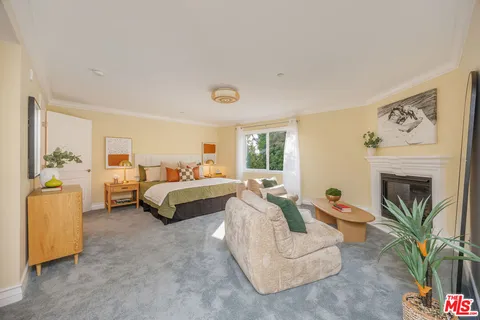 $1,389,000 | 10417 Louisiana Avenue, Unit PH4, Los Angeles, CA 90025