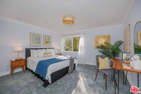 $1,389,000 | 10417 Louisiana Avenue, Unit PH4, Los Angeles, CA 90025