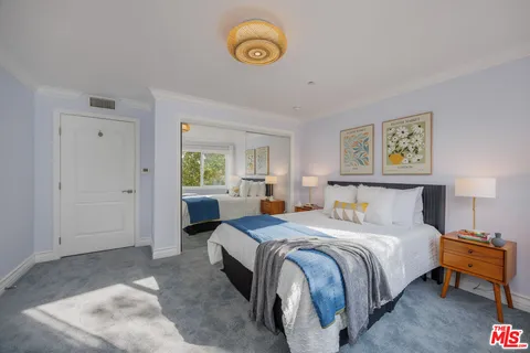 $1,389,000 | 10417 Louisiana Avenue, Unit PH4, Los Angeles, CA 90025