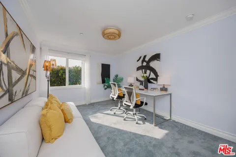 $1,389,000 | 10417 Louisiana Avenue, Unit PH4, Los Angeles, CA 90025