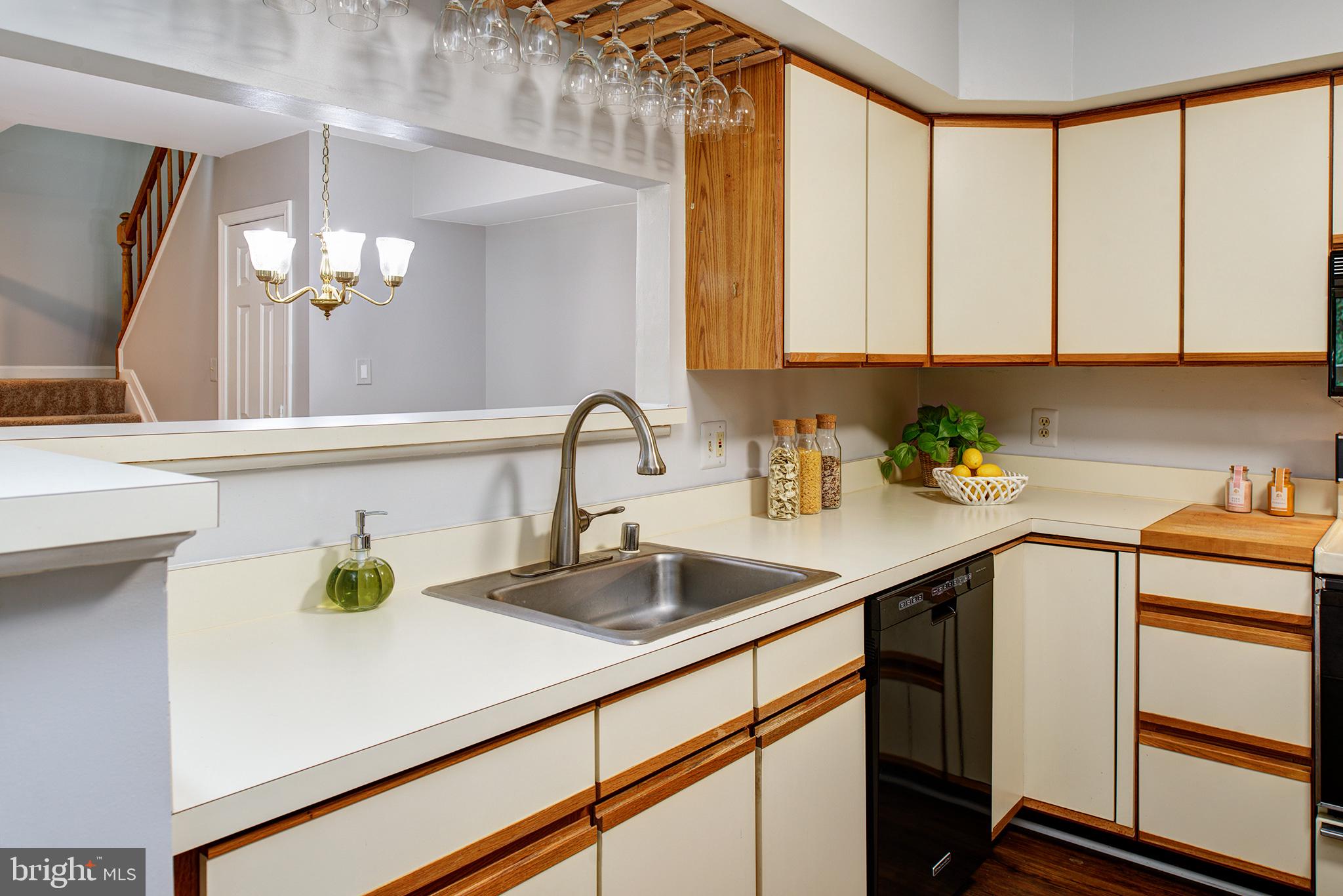 2217 Lovedale Lane, Unit J Reston, VA 20191 - Photo 9 of 33 Wonderful open kitchen with easy work spaces