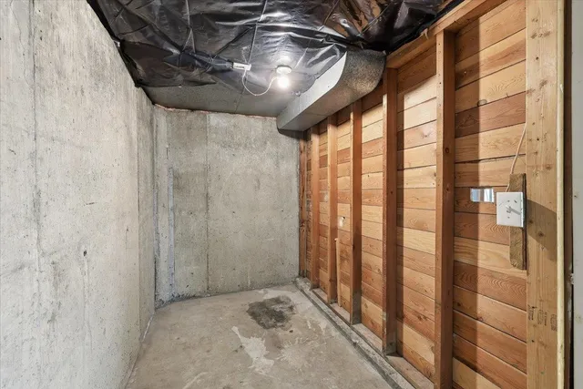 $305,000 | 37 East Hoffman Avenue, Spokane, WA 99207