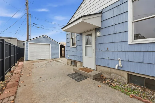 $305,000 | 37 East Hoffman Avenue, Spokane, WA 99207