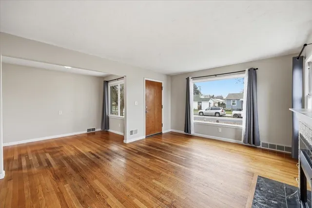 $305,000 | 37 East Hoffman Avenue, Spokane, WA 99207