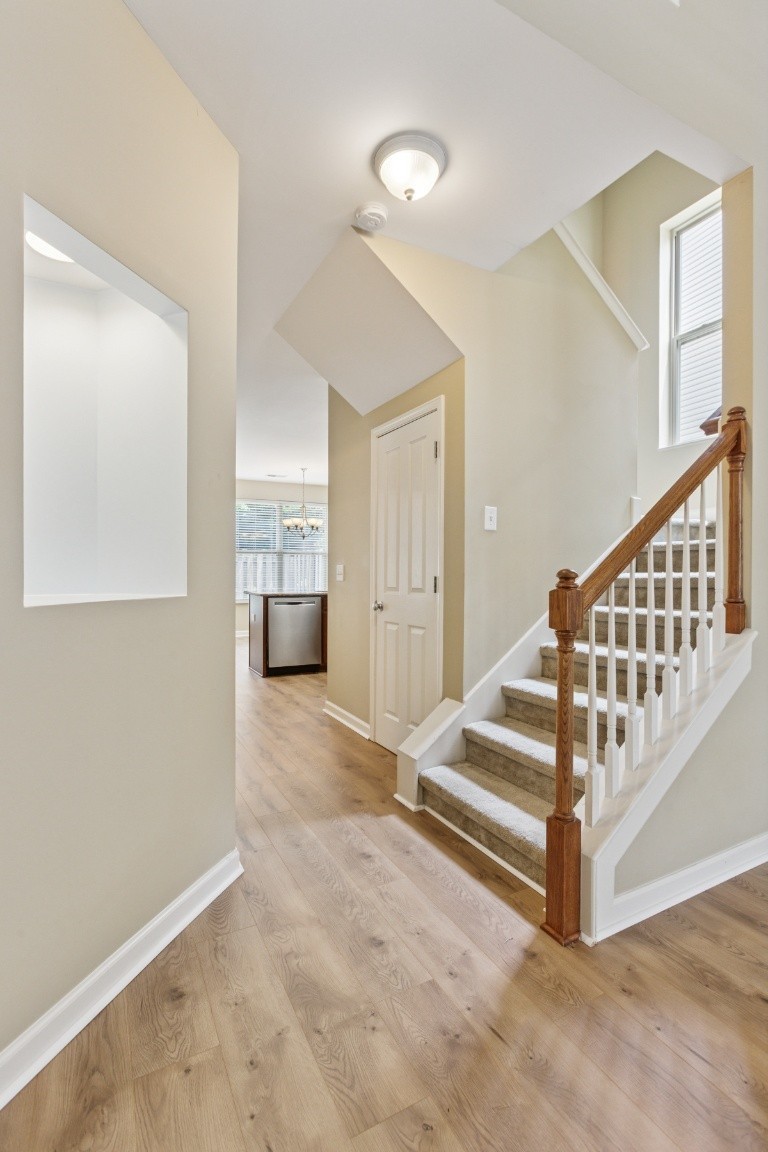 516 Griffin Circle Hermitage, TN 37076 - Photo 5 of 30