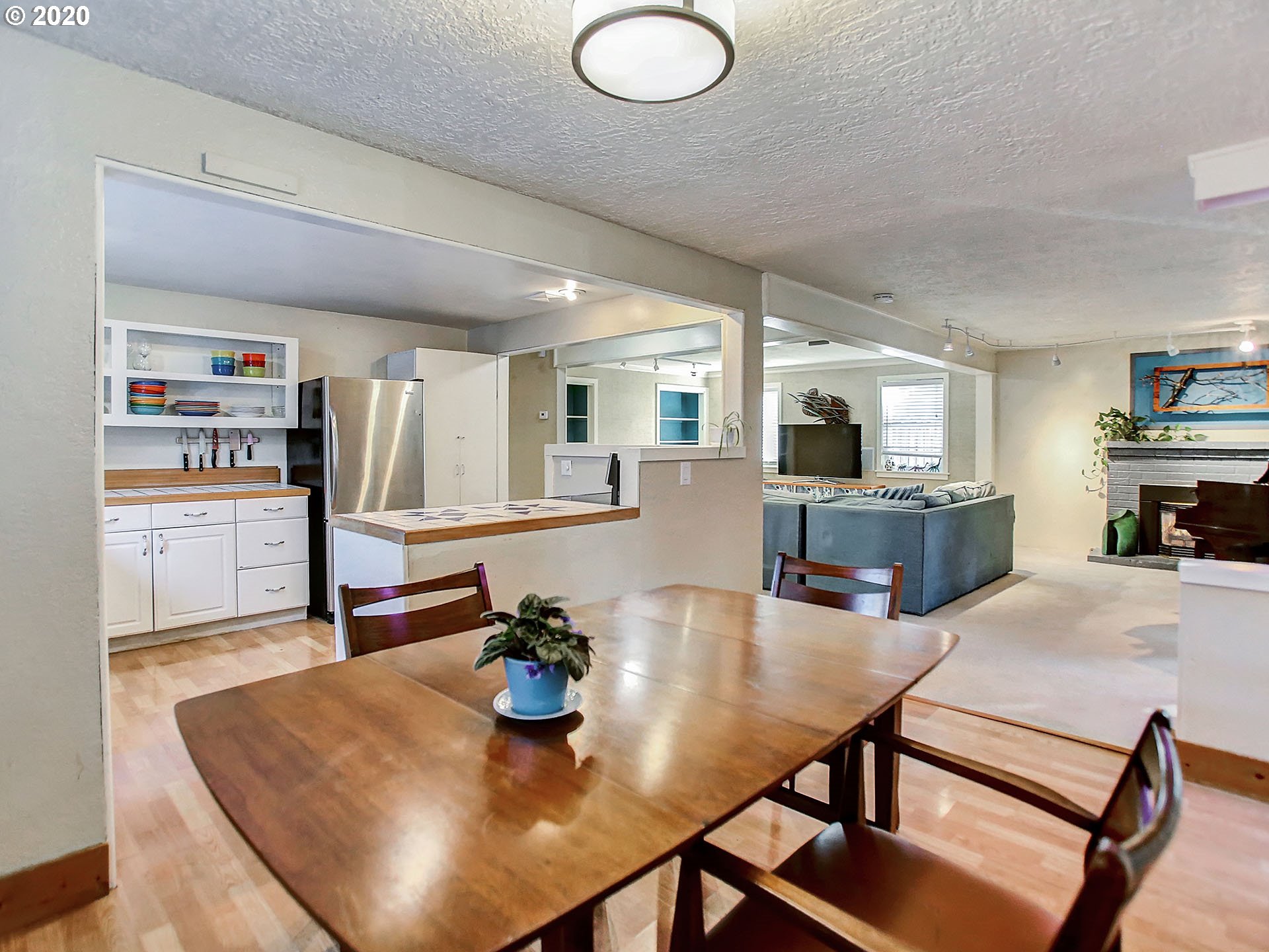 7822 Southwest Capitol Hill Road Portland, OR 97219 - Photo 8 of 20 Gallery Image 8