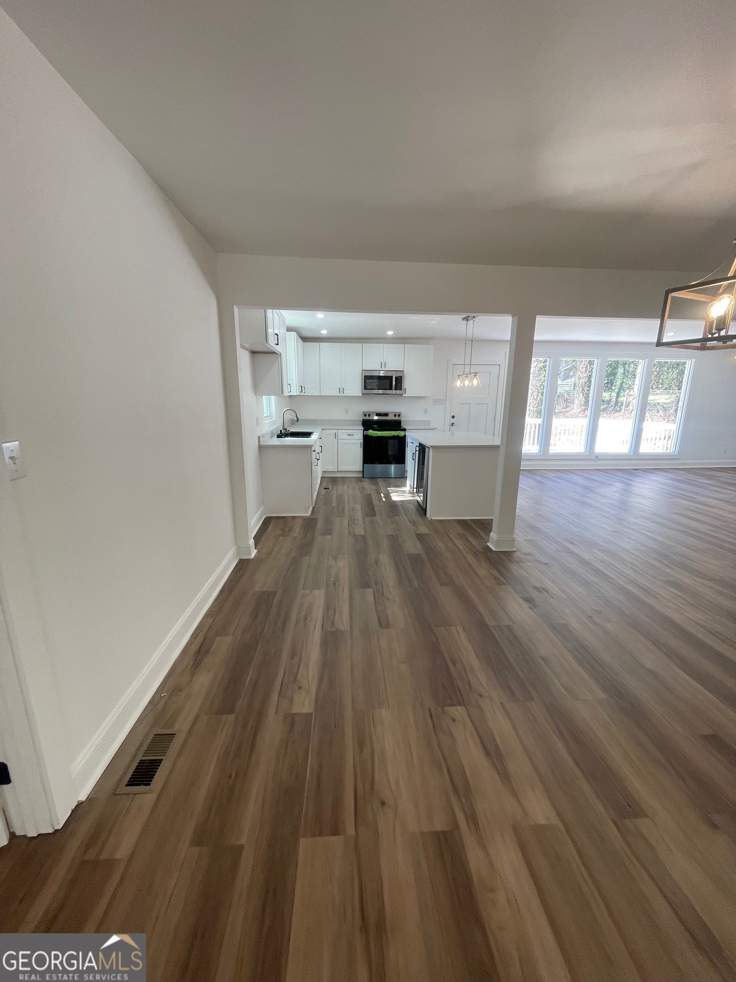 562 Marjorie Place Macon, GA 31204 - Photo 4 of 22