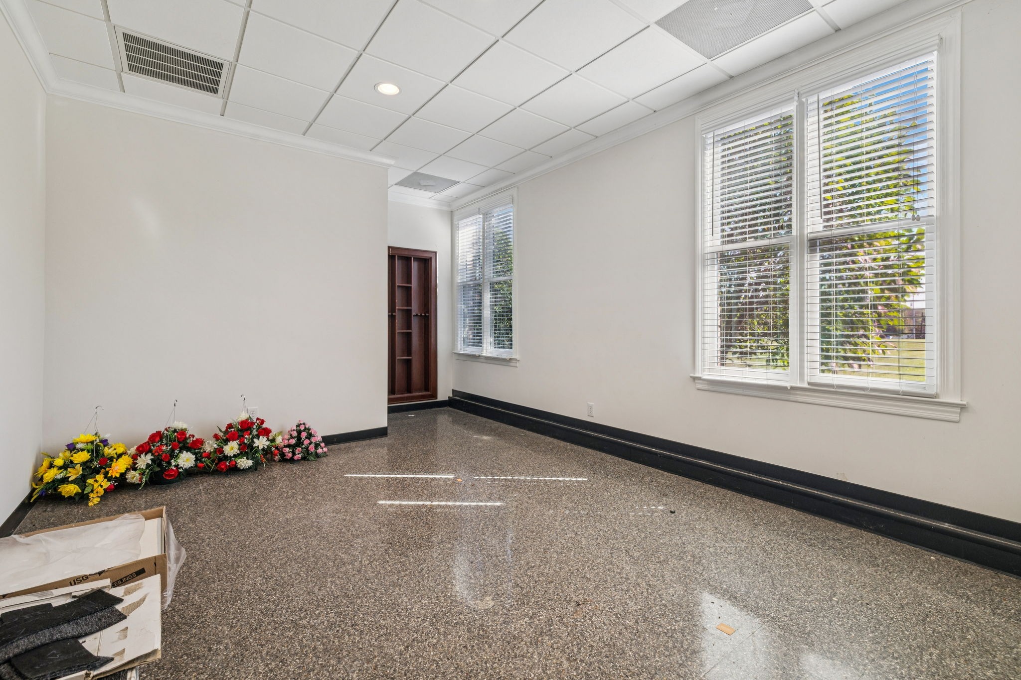 149 Upper Station Camp Creek Road Gallatin, TN 37066 - Photo 41 of 83 a view of a room with toys