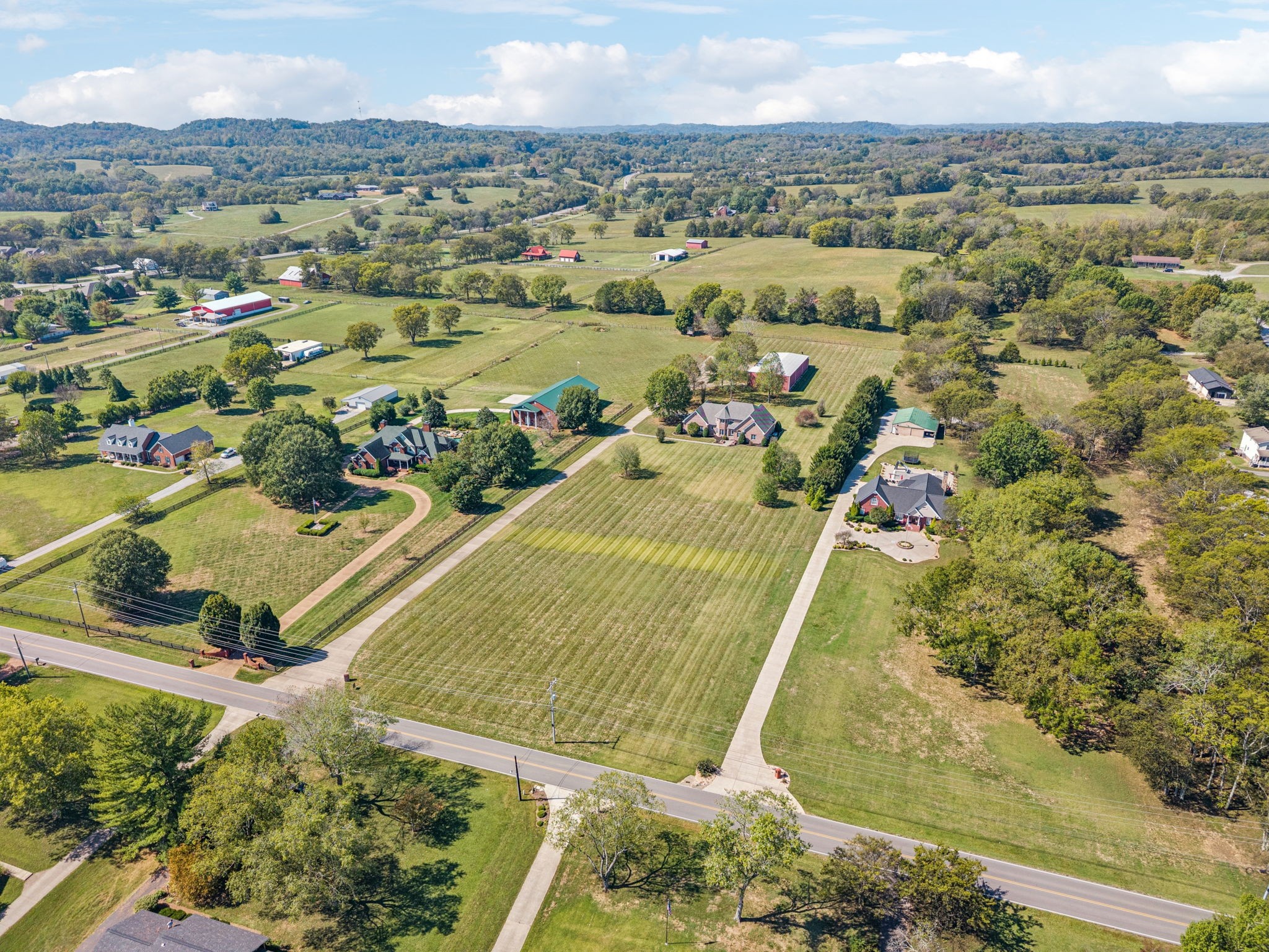 149 Upper Station Camp Creek Road Gallatin, TN 37066 - Photo 75 of 83 a view of a city