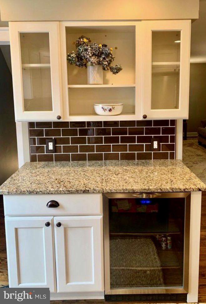 Charming kitchen nook with elegance.